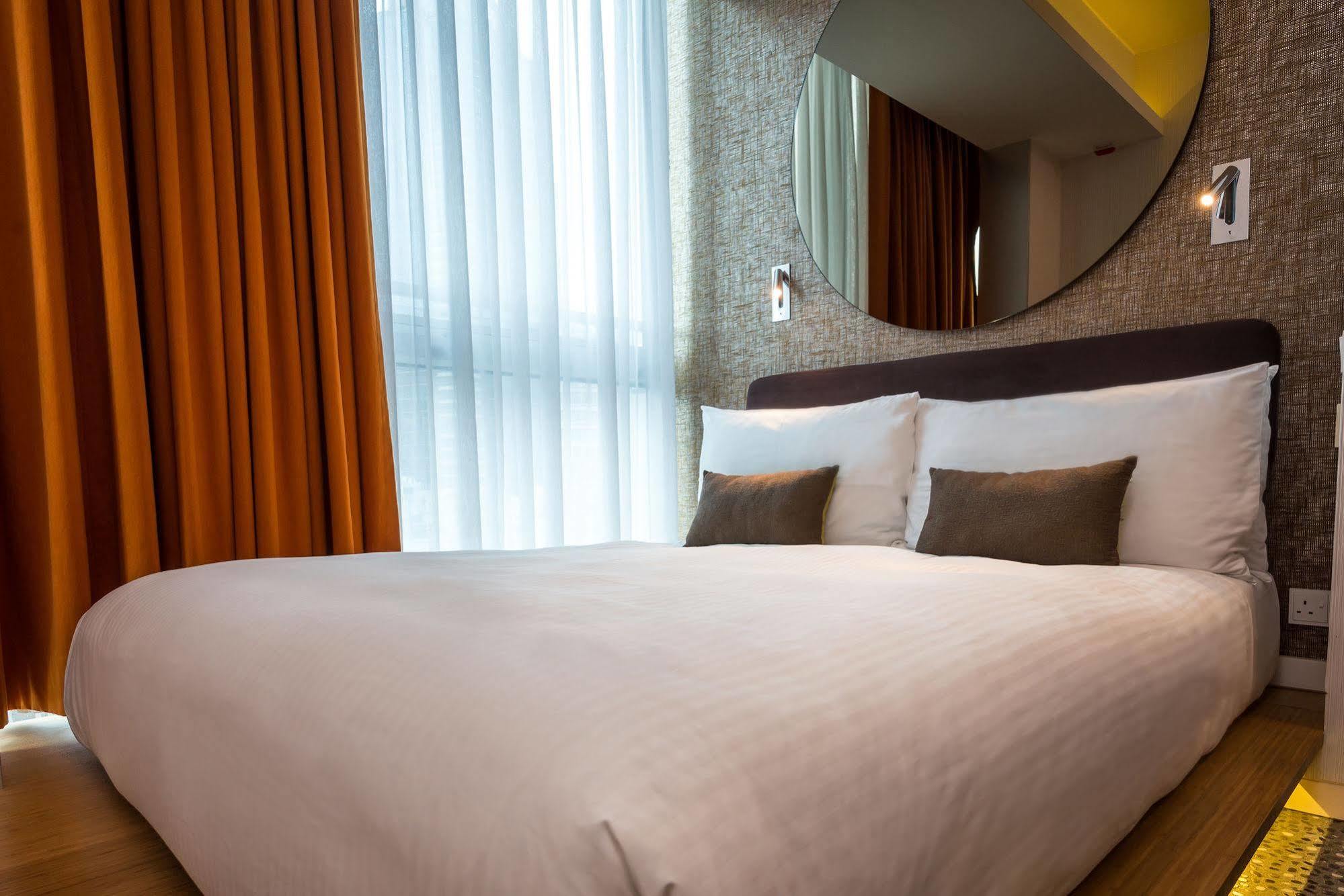 Dash Living On Queen'S Hongkong Eksteriør bilde